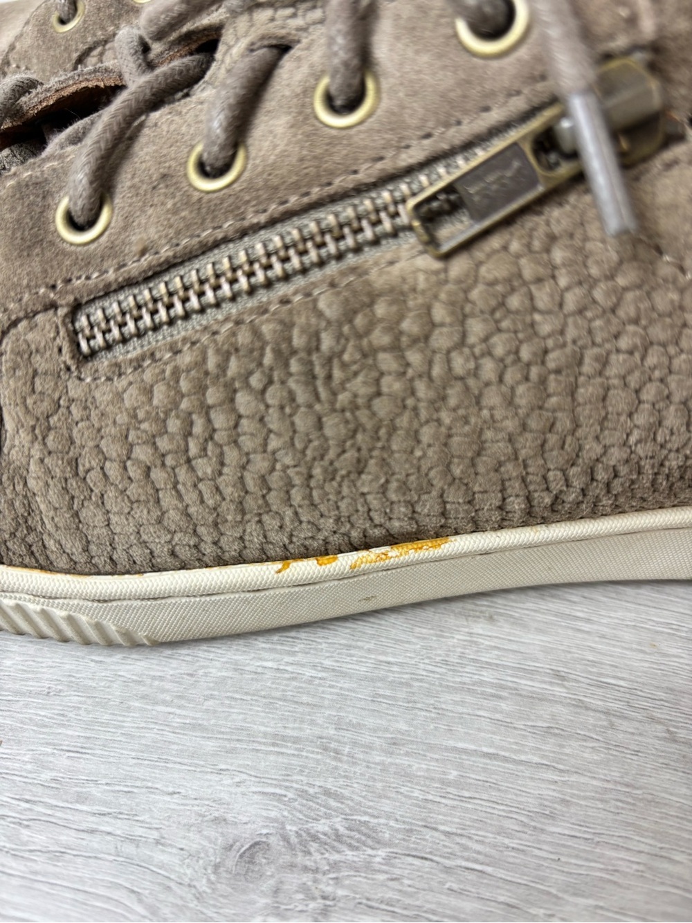 Born Tamara Suede Lace-Up Sneakers Taupe Textured Leather Side Zip Women’s 8.5M - Picture 4 of 10